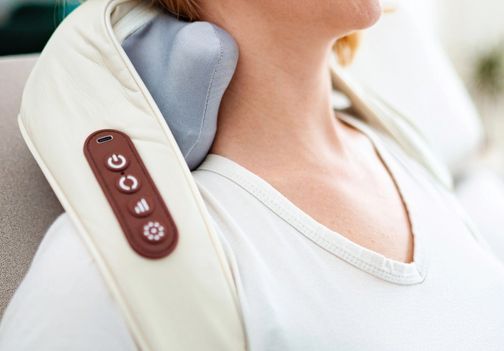 Masažni aparat za vrat: kako izbrati pravega in ga varno uporabljati