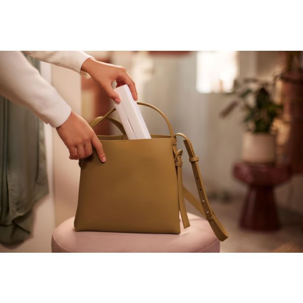 ELEKTRIČNA ZOBNA ŠČETKA SONICARE HX7110/02 BELA