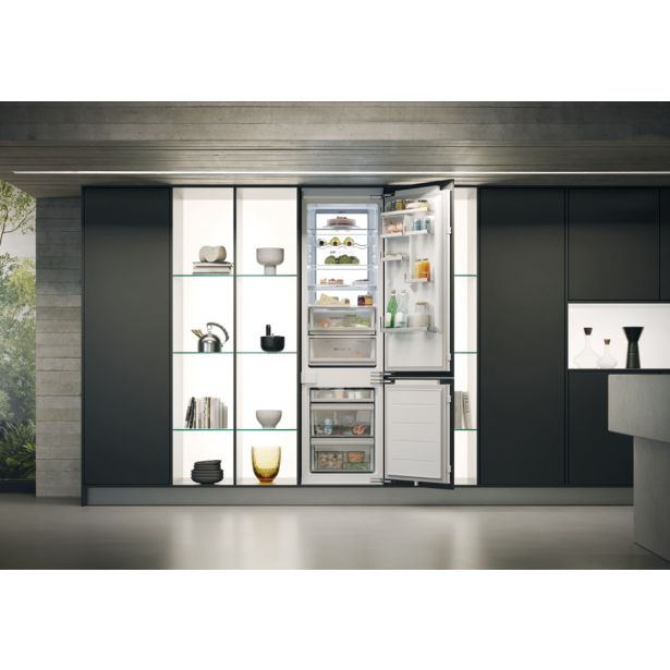 HLADILNIK IN ZAMRZOVALNIK HAIER HBW7519CF