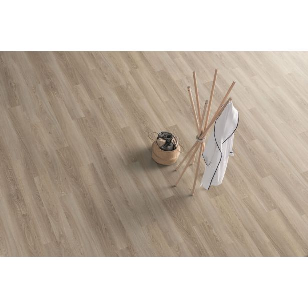 LAMINAT, 8MM, 32. RAZRED EGGER HOME HRAST AMIENS SVETEL SREDNJI